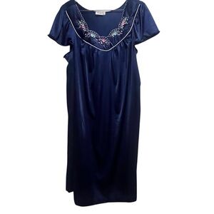 Vintage Vanity Fair Satin Embroidered Nightgown Caftan Cottagecore Slip Dress